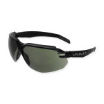 Moderne getönte Schutzbrille mit Augenbrauenabdeckung